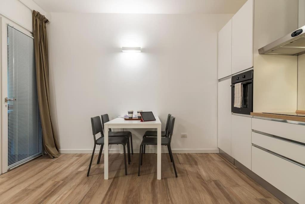 Apartamento Mora Flexyrent A.C. - Colonne Milán Exterior foto